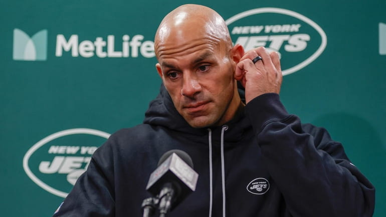 Jets head coach Robert Saleh answers questions during a news...