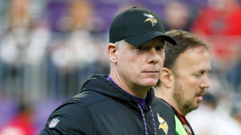 Vikings offensive coordinator Pat Shurmur is expected to be named...