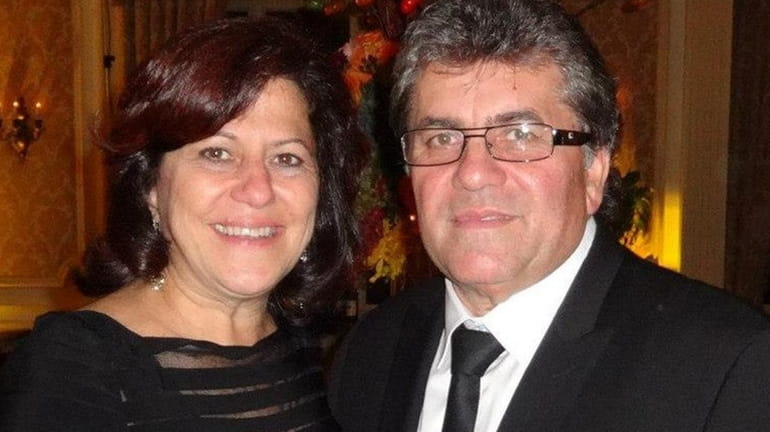 Antoinette and Vinny Iannucci of Westbury celebrated their 40th anniversary...