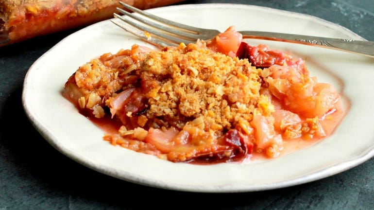 Apples and Italian plums tossed with maple syrup and cinnamon...