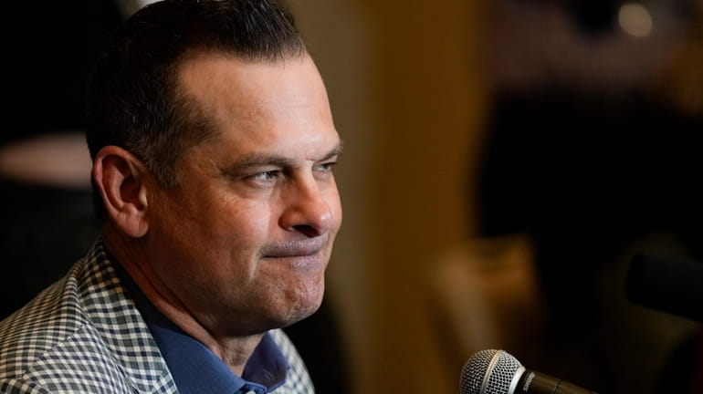 Yankees manager Aaron Boone speaks to reporters during the Major...