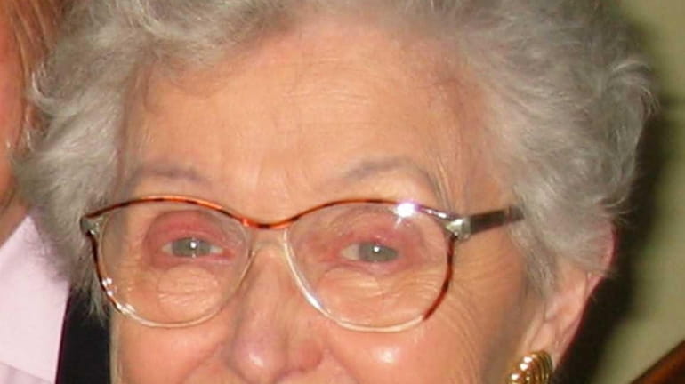 The 84-year-old Garden City native, who died of respiratory failure...