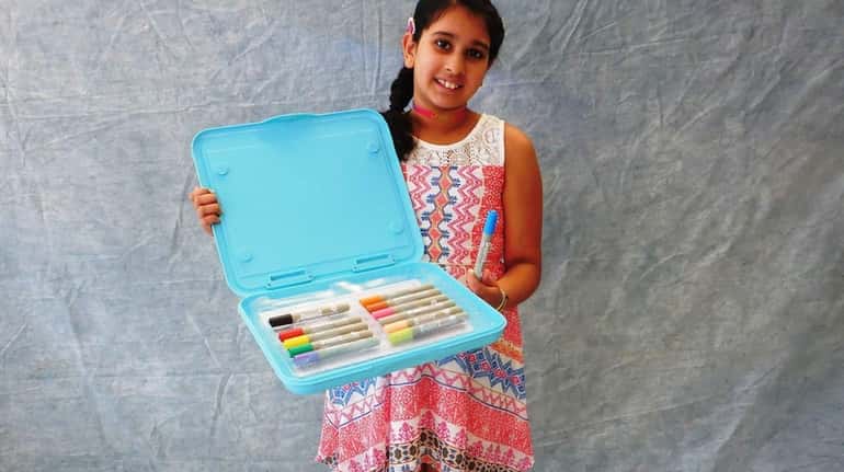 Kidsday reporter Jaslyn Kaur tested the DabitZ pixel picture craft...