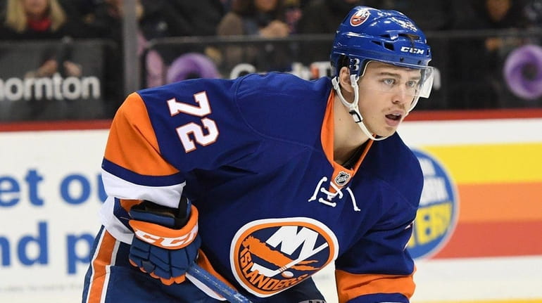 New York Islanders left wing Anthony Beauvillier sets before a...