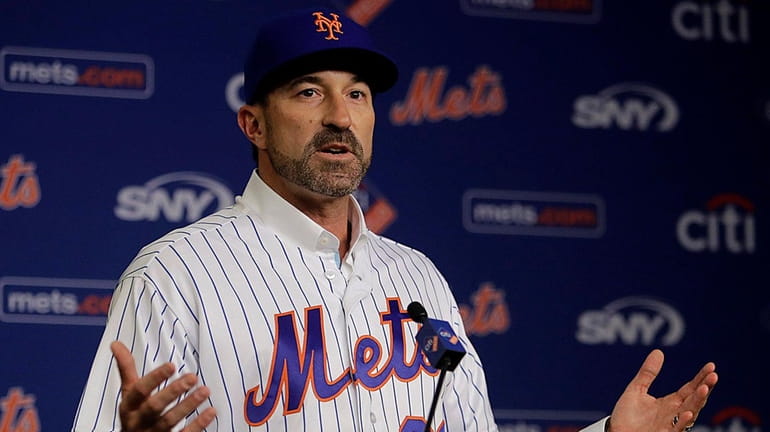 Mets manager MIckey Callaway speaks to the media during a...