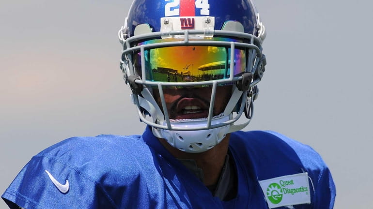 Giants cornerback Terrell Thomas practices during team training camp at...