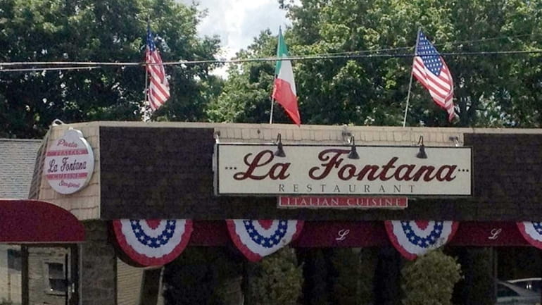 This is La Fontana in Melville (June, 2012).