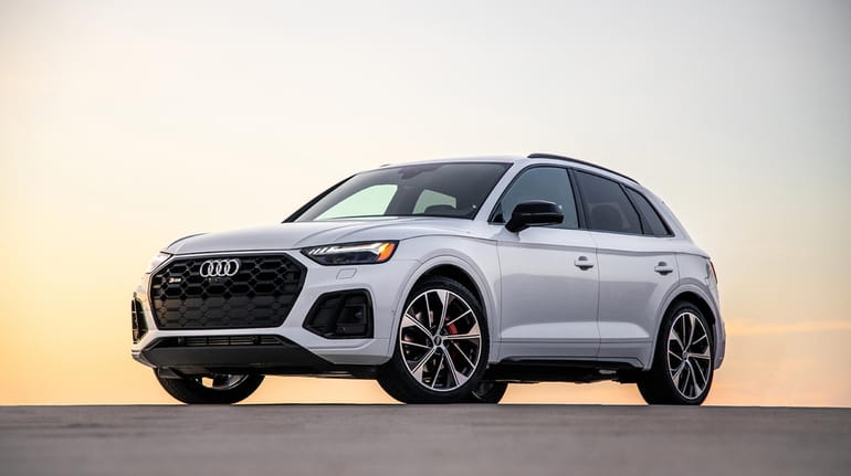The  Audi SQ5 got a minor makeover for 2021.