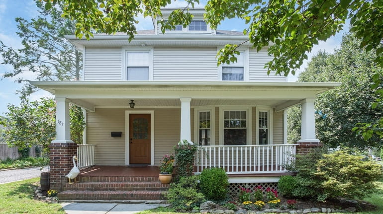 This 1917 Huntington home has many of its original features.