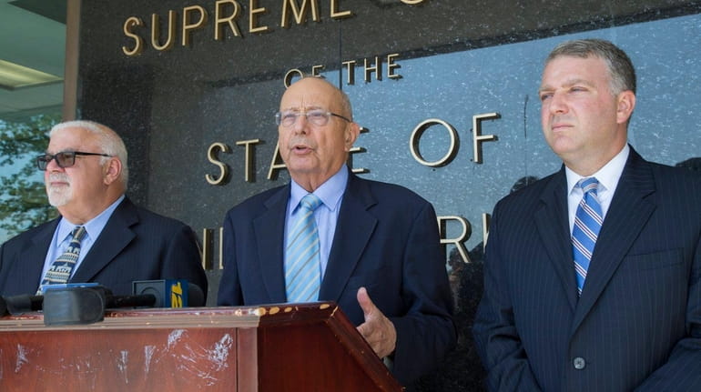 From left, attorneys Steve Cohn, former U.S. Sen. Al D'Amato,...