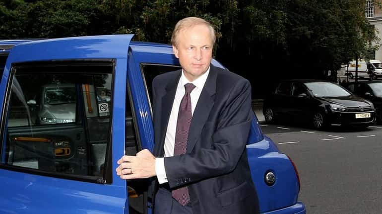 Bob Dudley arrives at their headquarters in St. James Square...