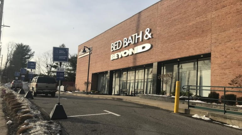 The Bed Bath & Beyond in Manhasset will close in February,...