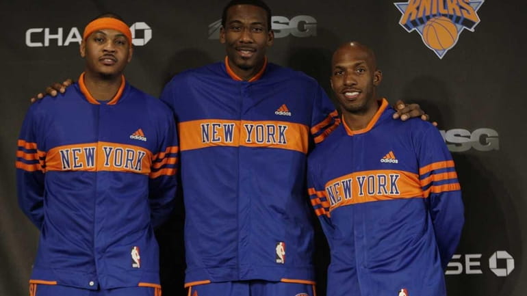 New York Knicks Carmelo Anthony, left, and Chauncey Billups, right,...