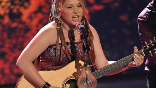 Crystal Bowersox performs on 'American Idol'. (April 27, 2010)