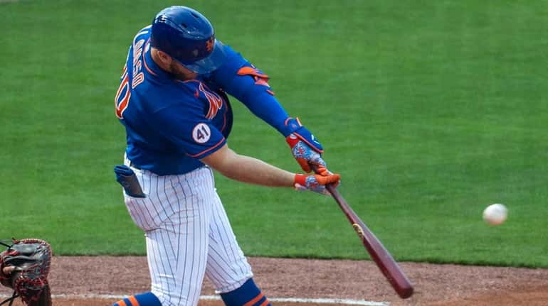 The Mets' Pete Alonso hits a grand slam in the...