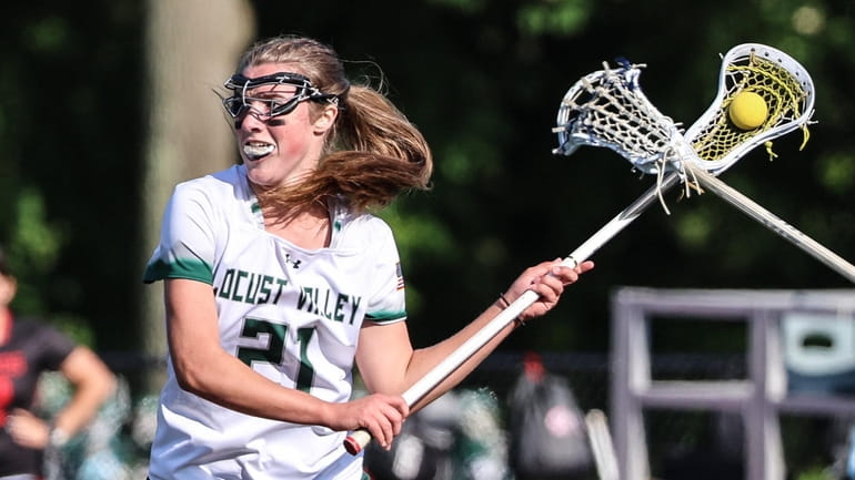 Payton Tini of Locust Valley lines up her shot on...