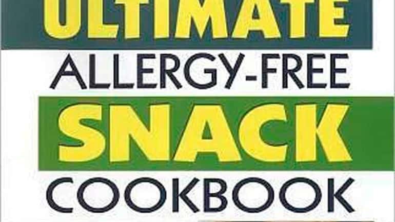 THE ULTIMATE ALLERGY-FREE SNACK COOKBOOK: Over 100 Kid-Friendly Recipes for...