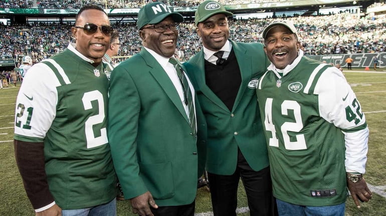 NY Jets greats Victor Green, Emerson Boozer, Curtis Martin and...