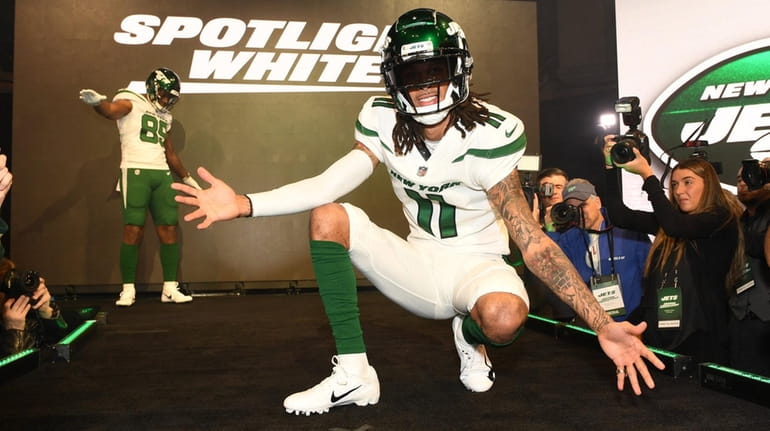  Jets wide receiver Robby Anderson shows off the "Spotlight White" uniform...