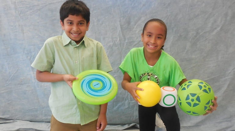 Kidsday reporters Mihab Hossain and Alizon Cruz Aleman tested outdoor...
