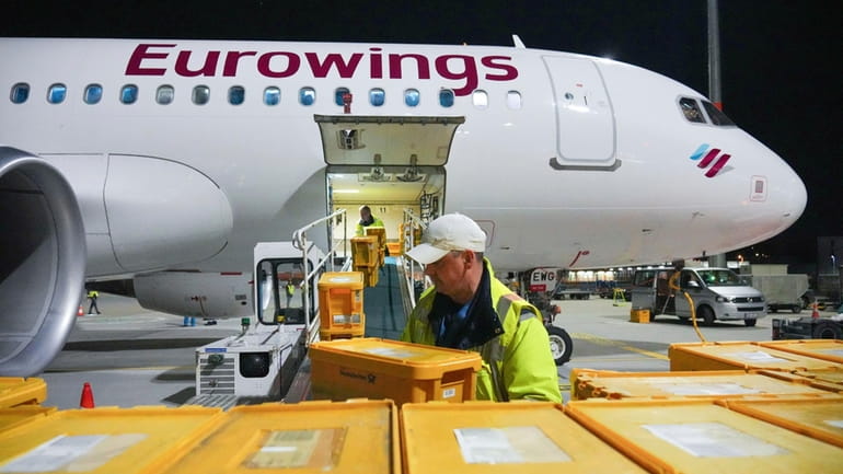 WISAG employees load a Eurowings Airbus A320-214 bound for Stuttgart...
