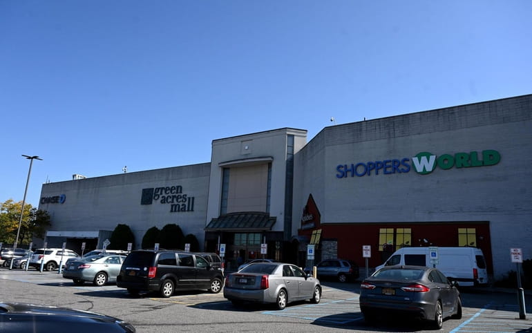 Shopping malls on Long Island - Newsday