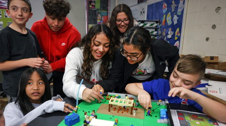 Lincoln Orens Middle School students use Legos to design an...