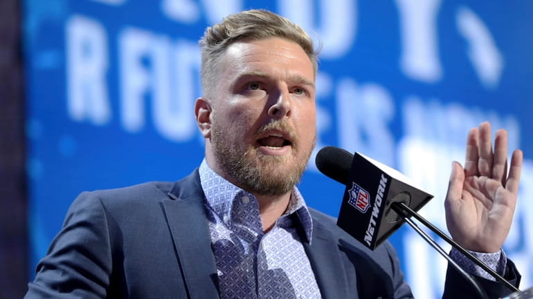 Former Colts player Pat McAfee announces the Colts' third round...