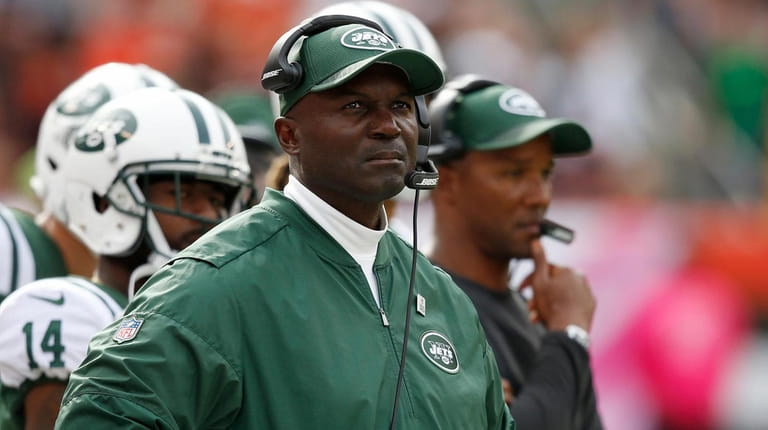 Jets head coach Todd Bowles against the Cleveland Browns, Sunday,...