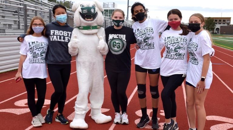 Lindenhurst Middle School's Physical Education Department hosted a virtual run/walk...