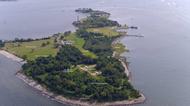 Hart Island aerial view from the north.