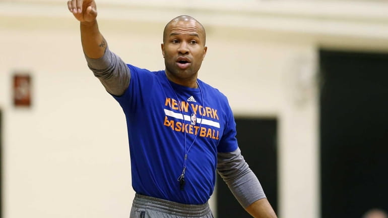 New York Knicks coach Derek Fisher directs practice at the...