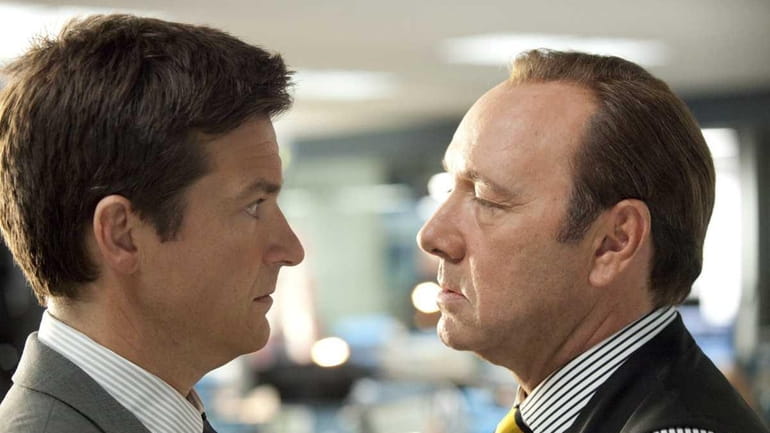 (L-r) Jason Bateman as Nick and Kevin Spacey as Dave...