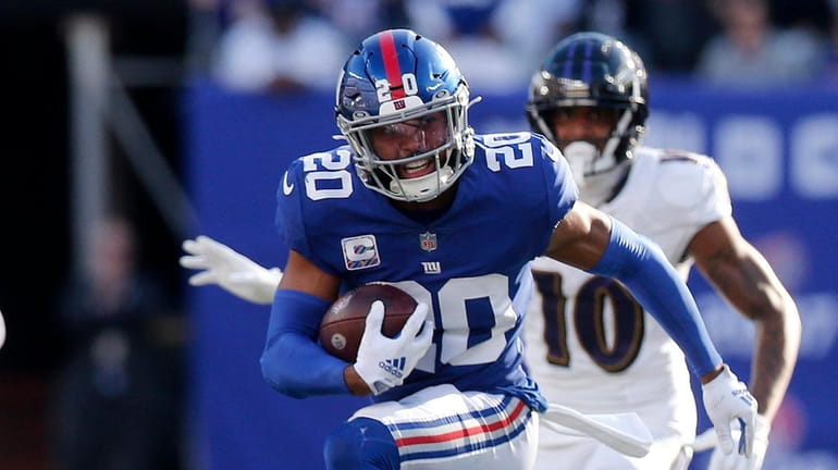 No extension for Julian Love, but safety hopes to remain with Giants ...