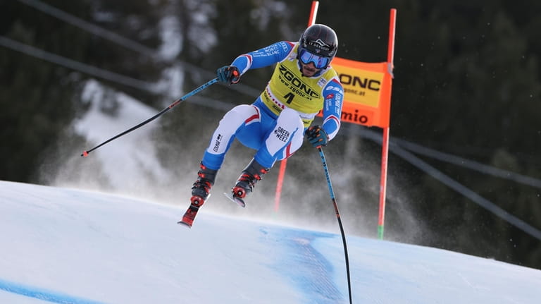 Overall World Cup leader Schwarz suffers season-ending knee injury ...